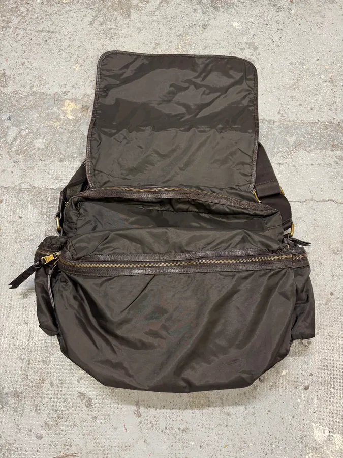 2000s Dolce & Gabbana Brown Leather Shoulder Bag - Image 7