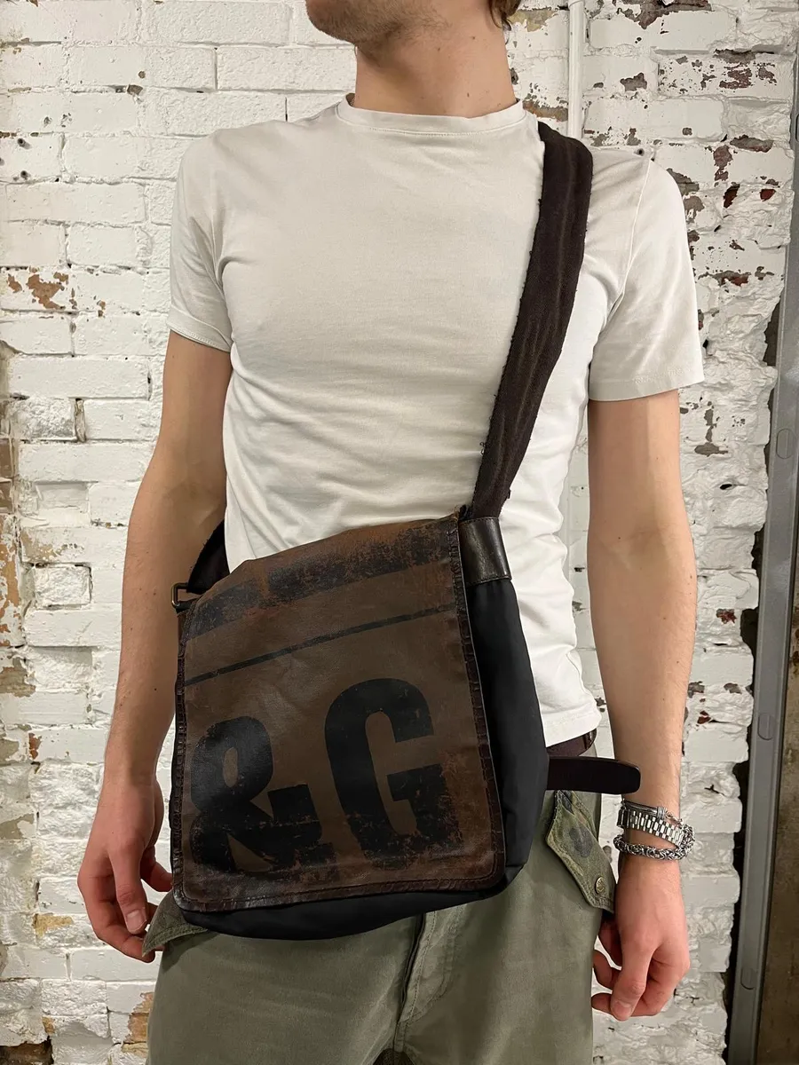 2000s Dolce & Gabbana Brown Messenger Shoulder Bag - Image 2