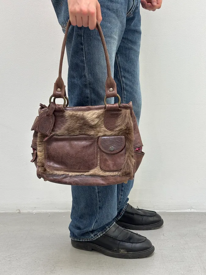2000s Dolce & Gabbana Brown Multi-Pocket Fur Handle Bag - Image 3
