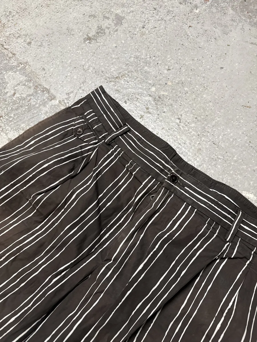 2000s Dolce & Gabbana Brown Striped Shorts - Image 9