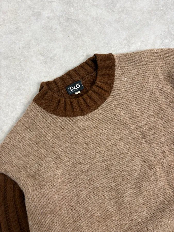 2000s Dolce & Gabbana Brown Wool & Grey Sweater - Image 5