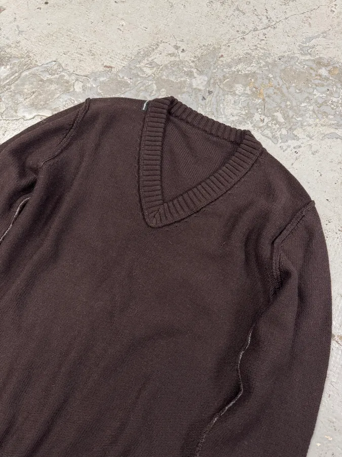 2000s Dolce & Gabbana Brown Wool V-Necker Sweater - Image 5