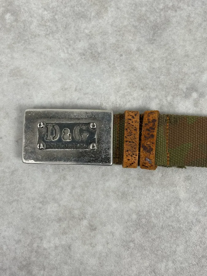2000s Dolce & Gabbana Camo Green Canva Belt - Image 5
