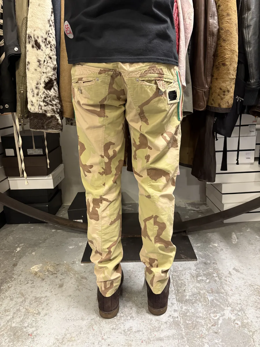 2000s Dolce & Gabbana Camouflage Cargo Pants - Image 4