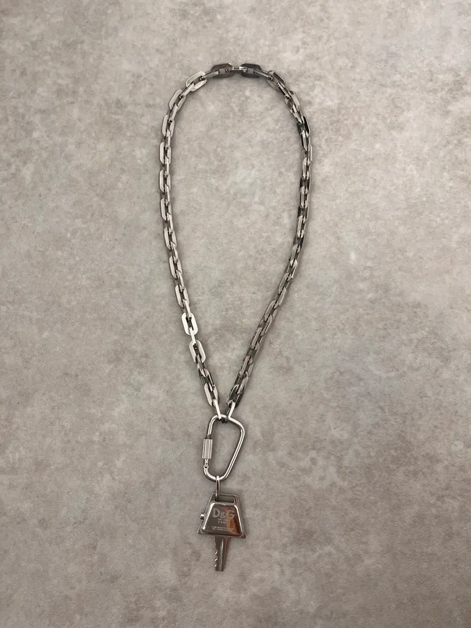 2000s Dolce & Gabbana Chain Key Necklace - Image 7