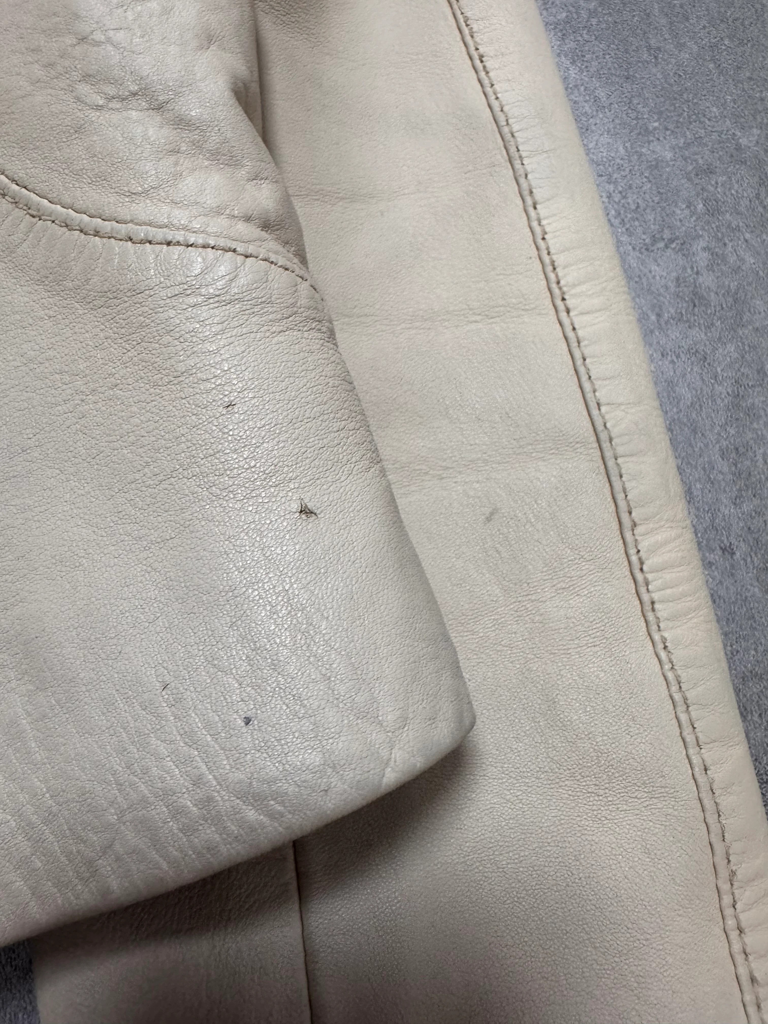 2000s Dolce & Gabbana Cream White Round Leather Jacket - Image 6