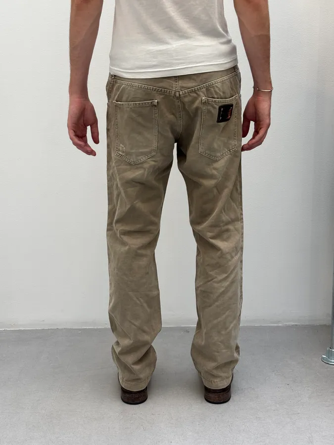 2000s Dolce & Gabbana Distressed Beige Denim Jeans - Image 4