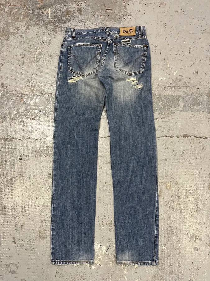 2000s Dolce & Gabbana Distressed Faded Blue Denim Jeans - Image 9