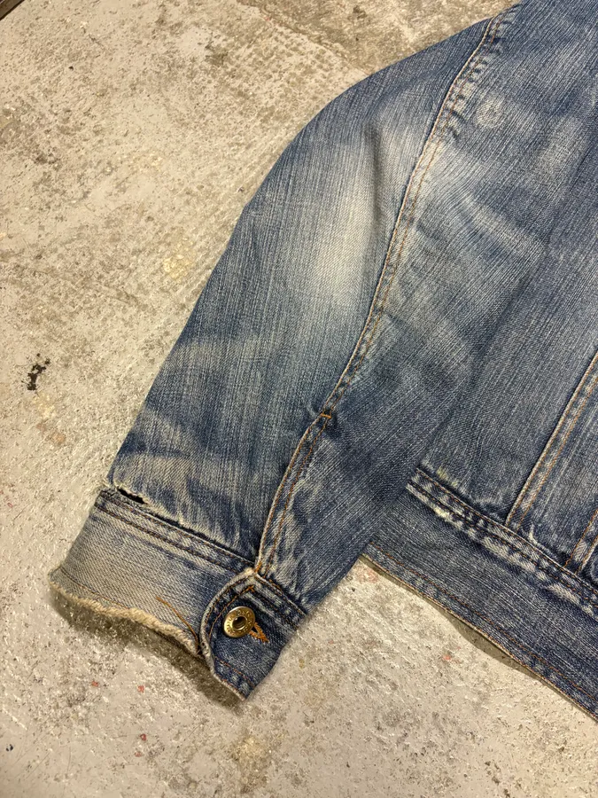 2000s Dolce & Gabbana Faded Blue Denim Jacket - Image 6