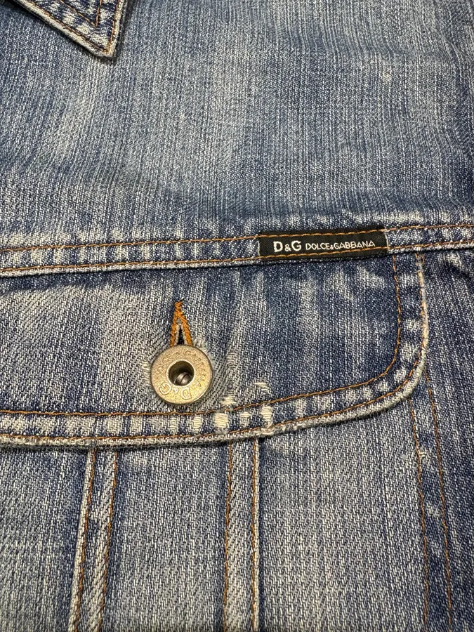2000s Dolce & Gabbana Faded Blue Denim Jacket - Image 7