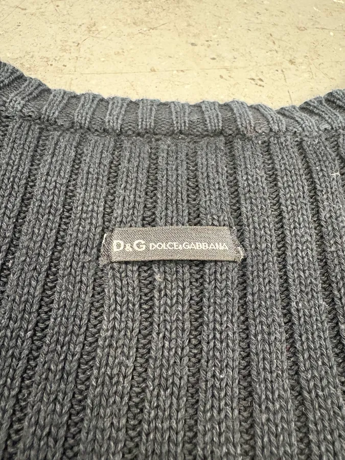 2000s Dolce & Gabbana Fit Black Sweater - Image 8