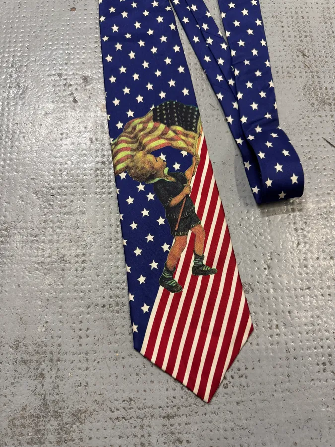 2000s Dolce & Gabbana Free America Kid Tie - Image 6
