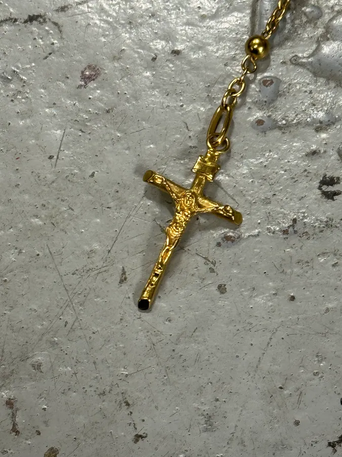 2000s Dolce & Gabbana Golden Pearl Rosary Cross Necklace - Image 5