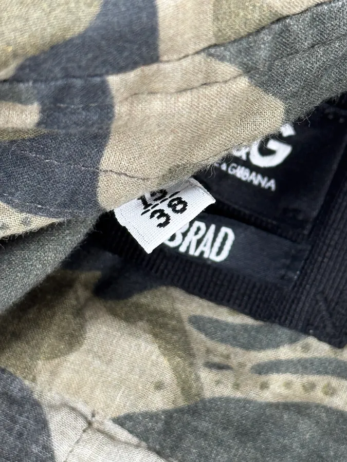 2000s Dolce & Gabbana Green & Grey Camo Hybrid Shirt - Image 11