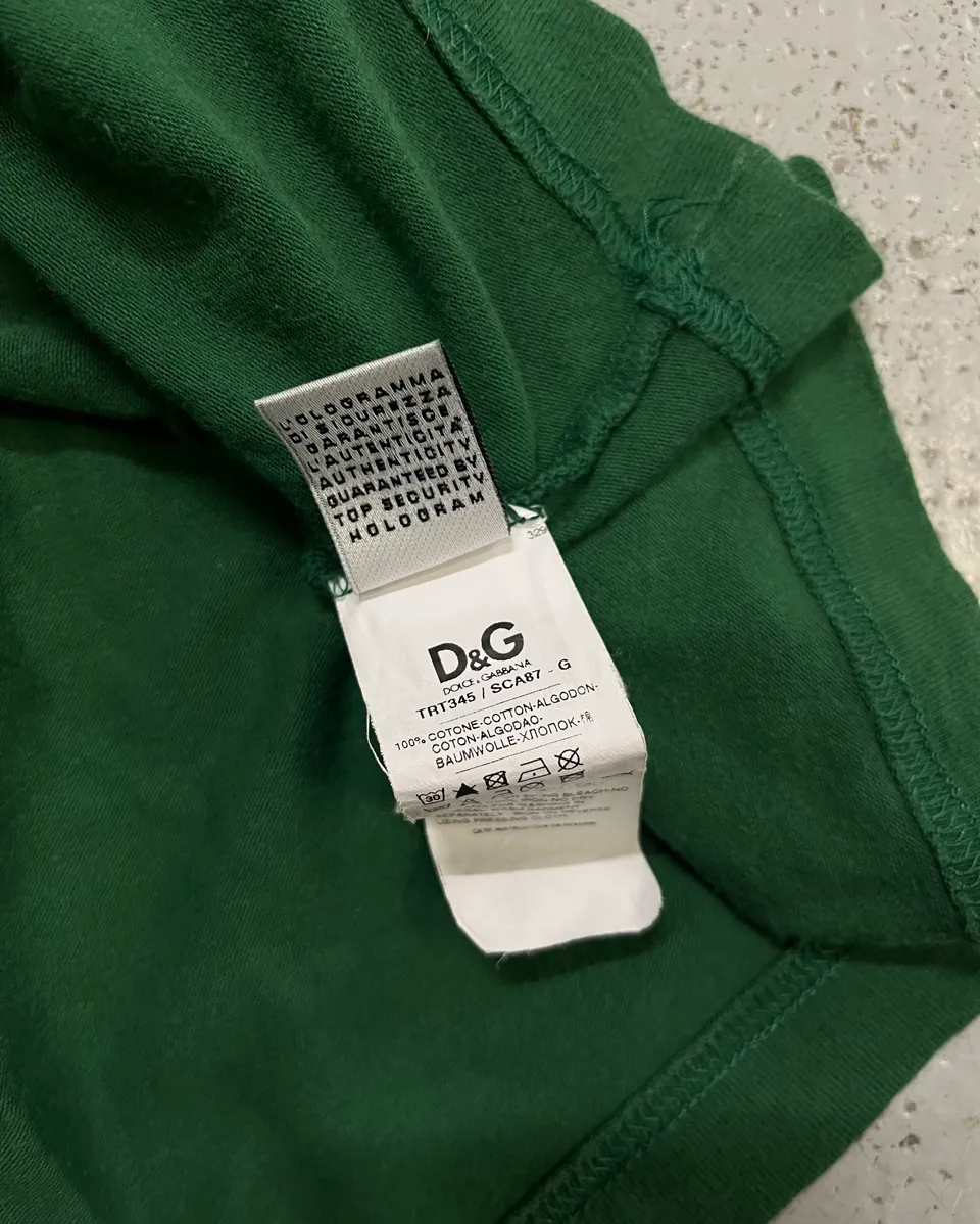 2000s Dolce & Gabbana Green Let them Spy T-Shirt - Image 11