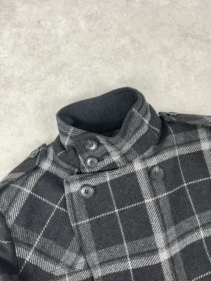 2000s Dolce & Gabbana Grey Checkered Wool Buttoned Jacket - Image 4