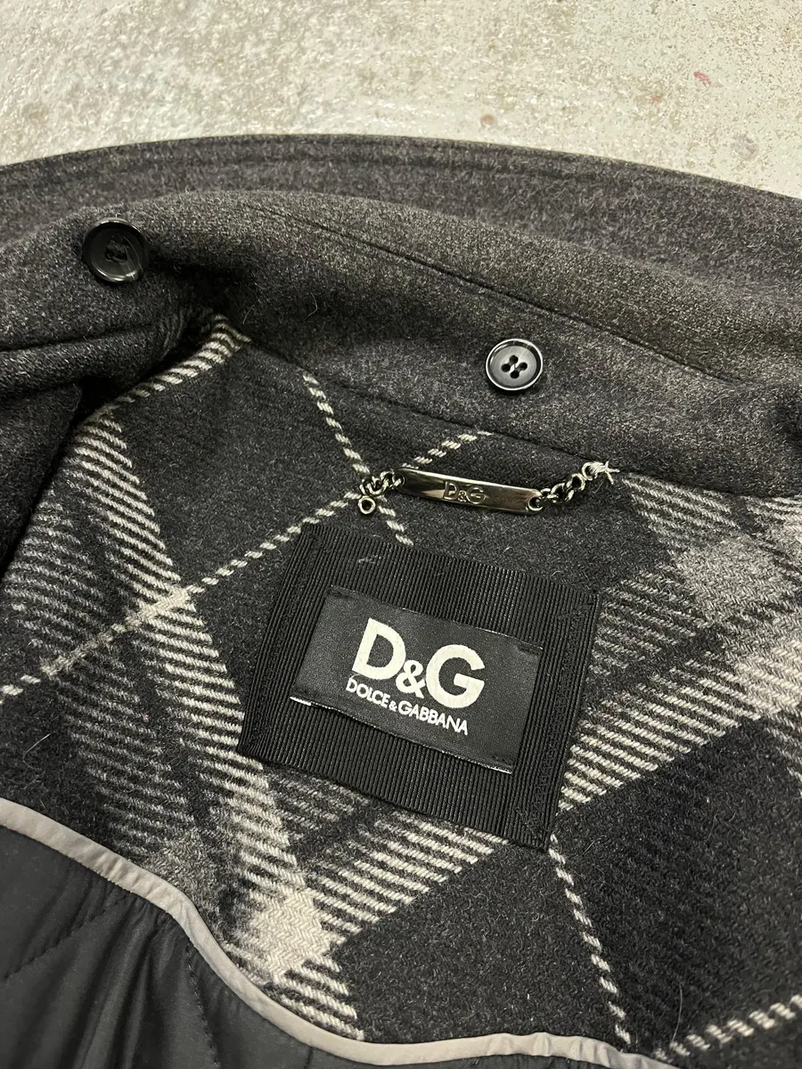 2000s Dolce & Gabbana Grey Classy Wool Caban Jacket - Image 9