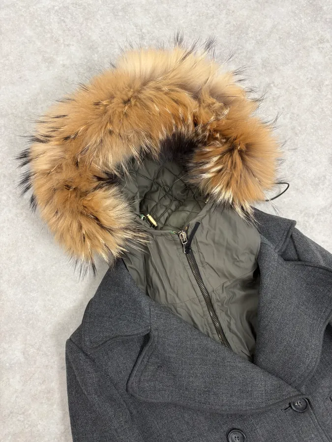 2000s Dolce & Gabbana Grey Detachable Fur Hooded Coat - Image 6
