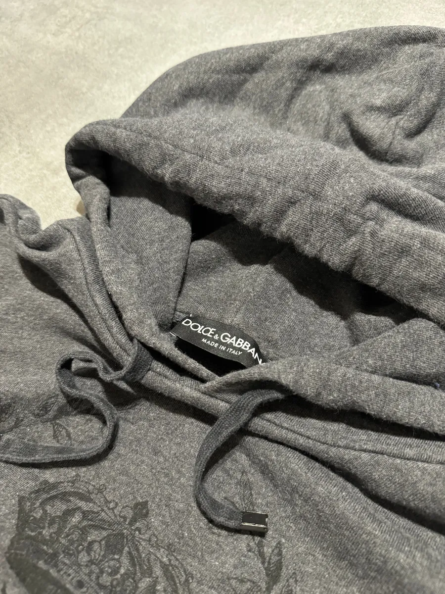 2000s Dolce & Gabbana Grey Floral Dramatic Hoodie - Image 8