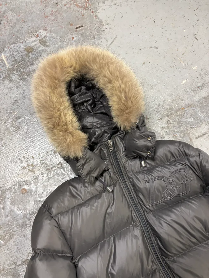 2000s Dolce & Gabbana Grey Fur Hooded Puffer Jacket - Image 5