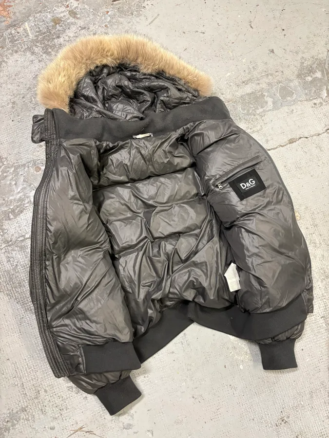 2000s Dolce & Gabbana Grey Fur Hooded Puffer Jacket - Image 7