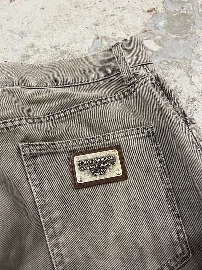 2000s Dolce & Gabbana Grey Painted Denim Jeans - Image 10
