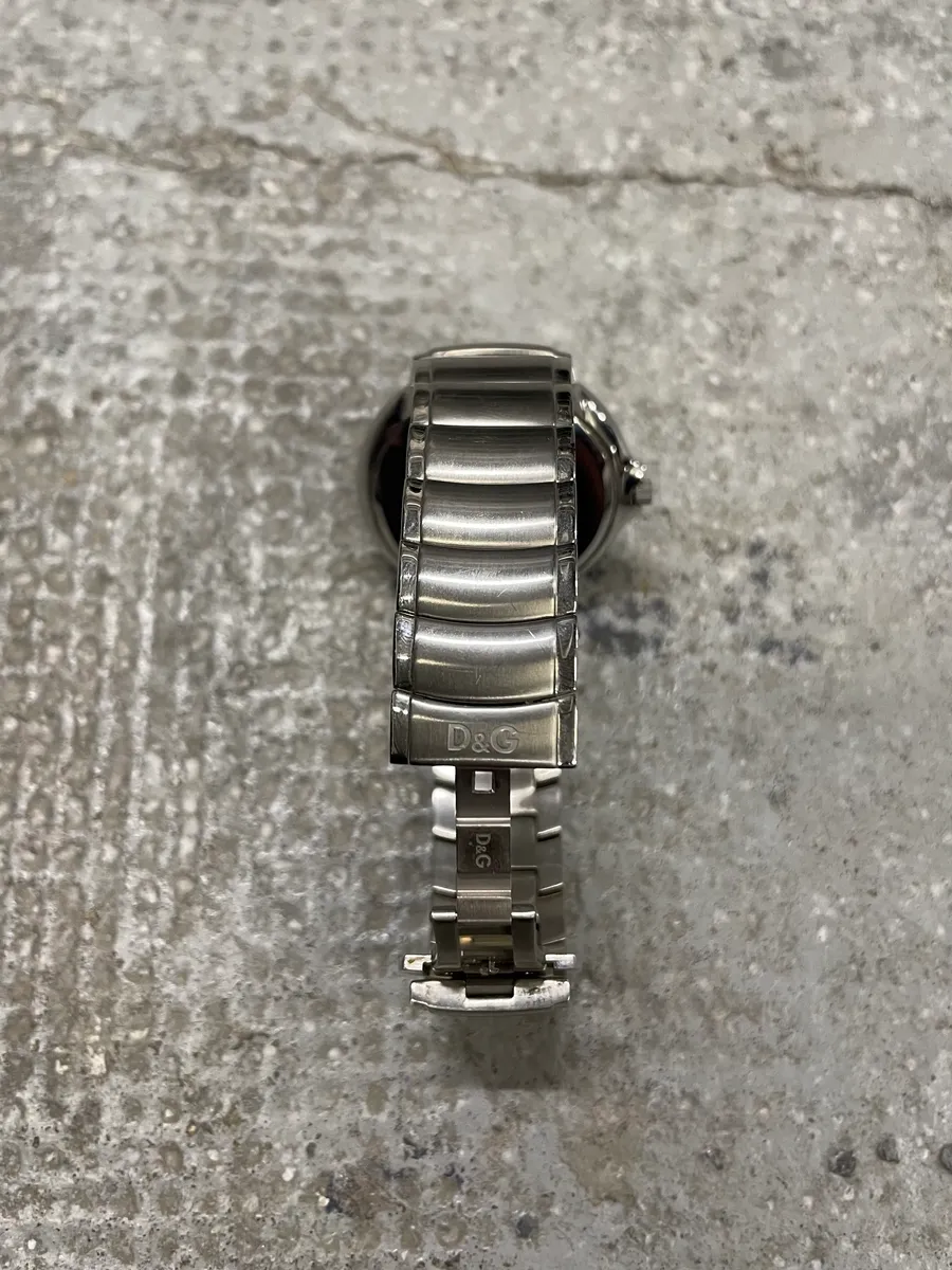 2000s Dolce & Gabbana Grey Racer Watch - Image 9