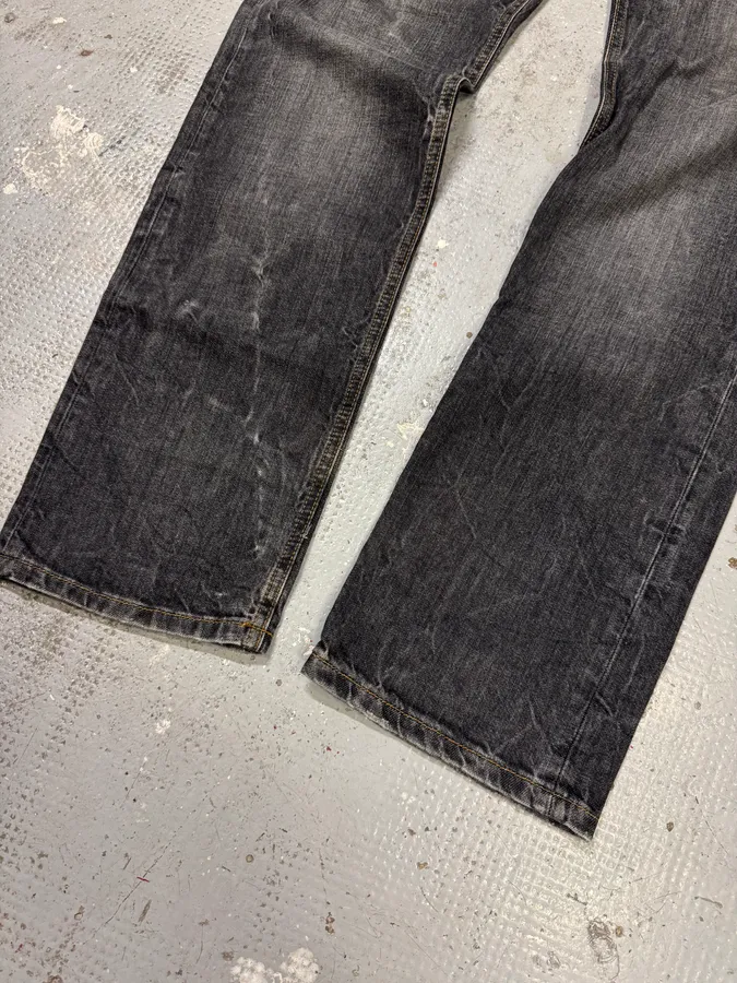 2000s Dolce & Gabbana Grey Raw Denim Jeans - Image 5