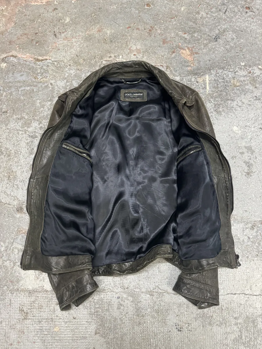 2000s Dolce & Gabbana Grey Raw Pure Leather Jacket - Image 11