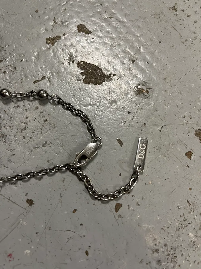 2000s Dolce & Gabbana Grey Rosary Cross Necklace - Image 6
