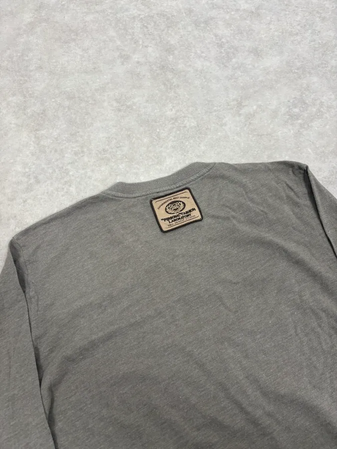 2000s Dolce & Gabbana Grey V-Neck Deluxe Longsleeve T-Shirt - Image 9