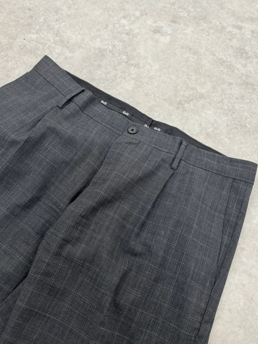 2000s Dolce & Gabbana Grey Wool Checkered Classy Tailored Pants - Image 6