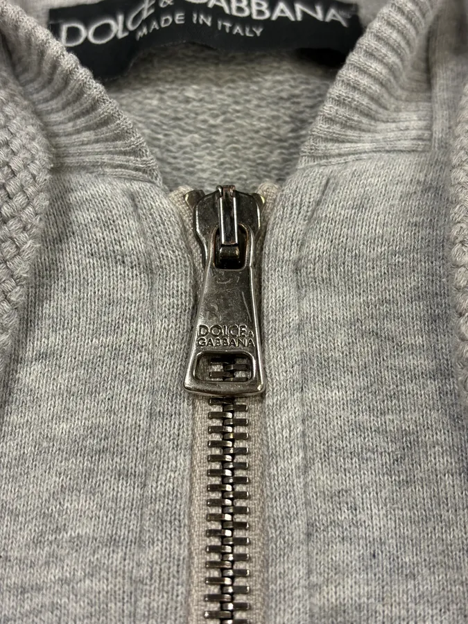 2000s Dolce & Gabbana Grey Zip-up Sweatshirt - Image 7