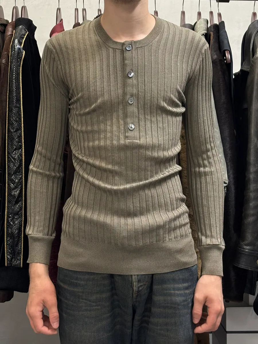 2000s Dolce & Gabbana Henley Khaki Buttoned Longsleeves
