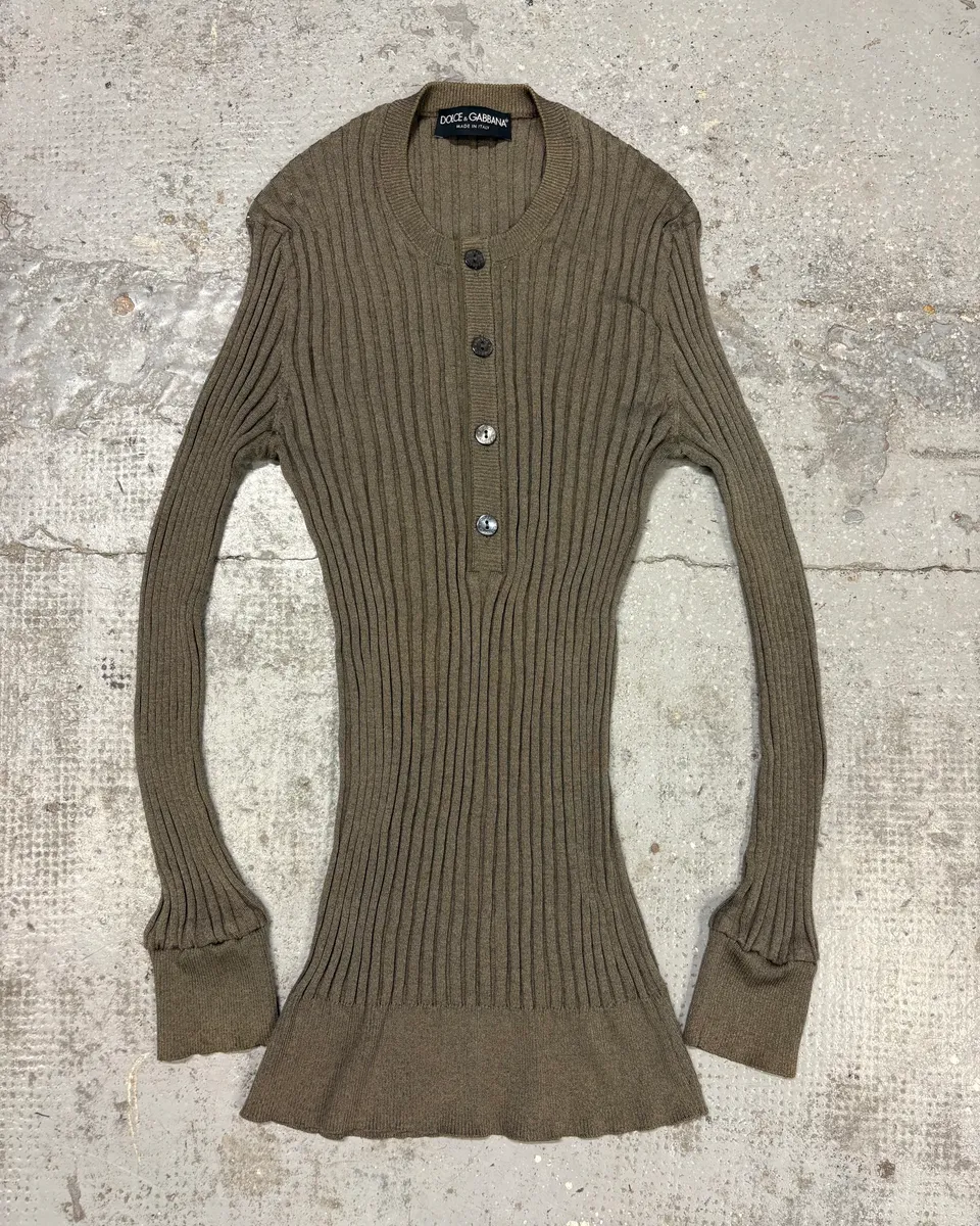 2000s Dolce & Gabbana Henley Khaki Buttoned Longsleeves - Image 3