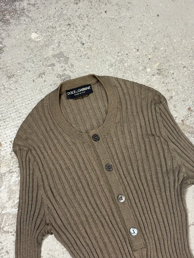 2000s Dolce & Gabbana Henley Khaki Buttoned Longsleeves - Image 5