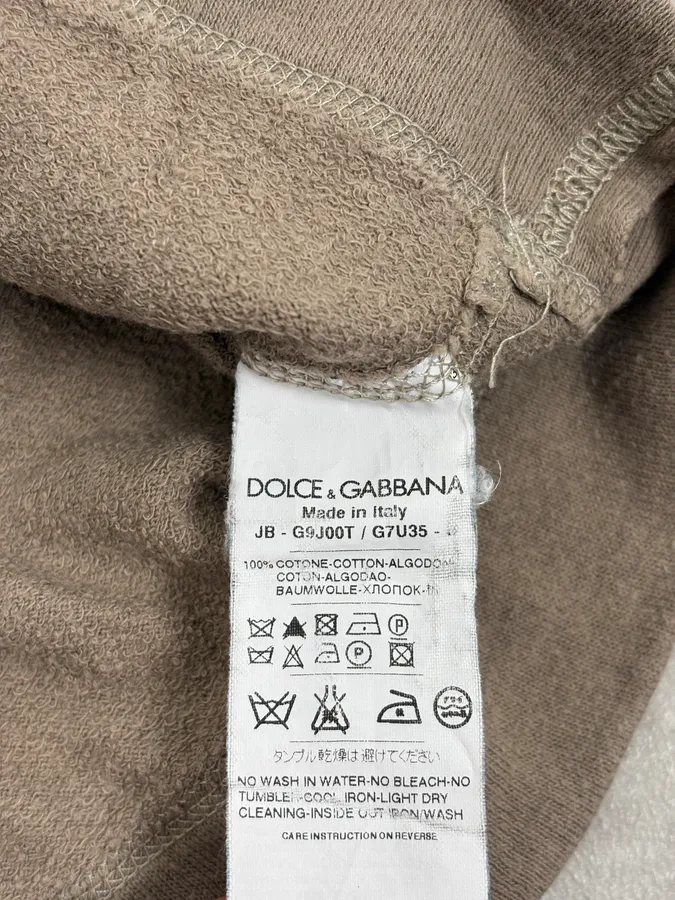 2000s Dolce & Gabbana Khaki Henley Longsleeves - Image 10