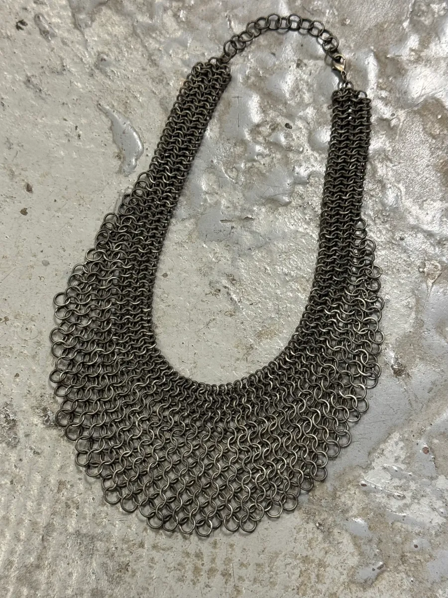 2000s Dolce & Gabbana Knight Grey Linked Necklace - Image 2