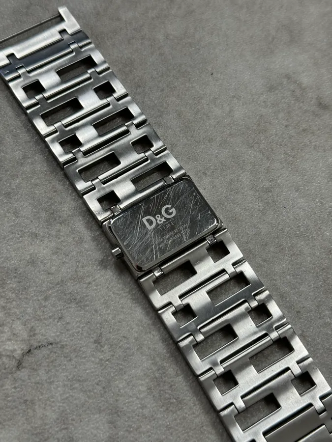 2000s Dolce & Gabbana Labyrinth Pave Bracelet Watch - Image 10
