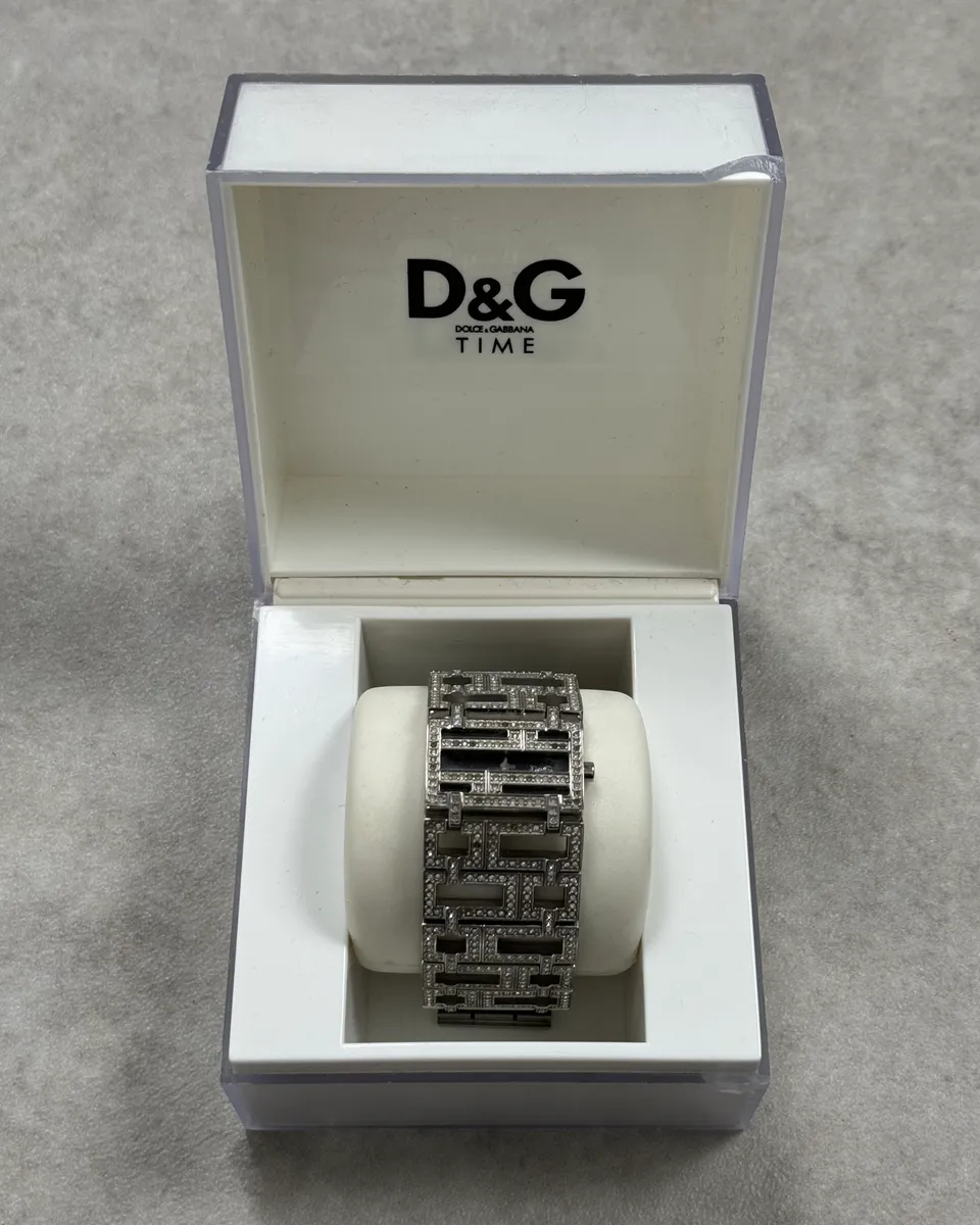 2000s Dolce & Gabbana Labyrinth Pave Bracelet Watch - Image 3