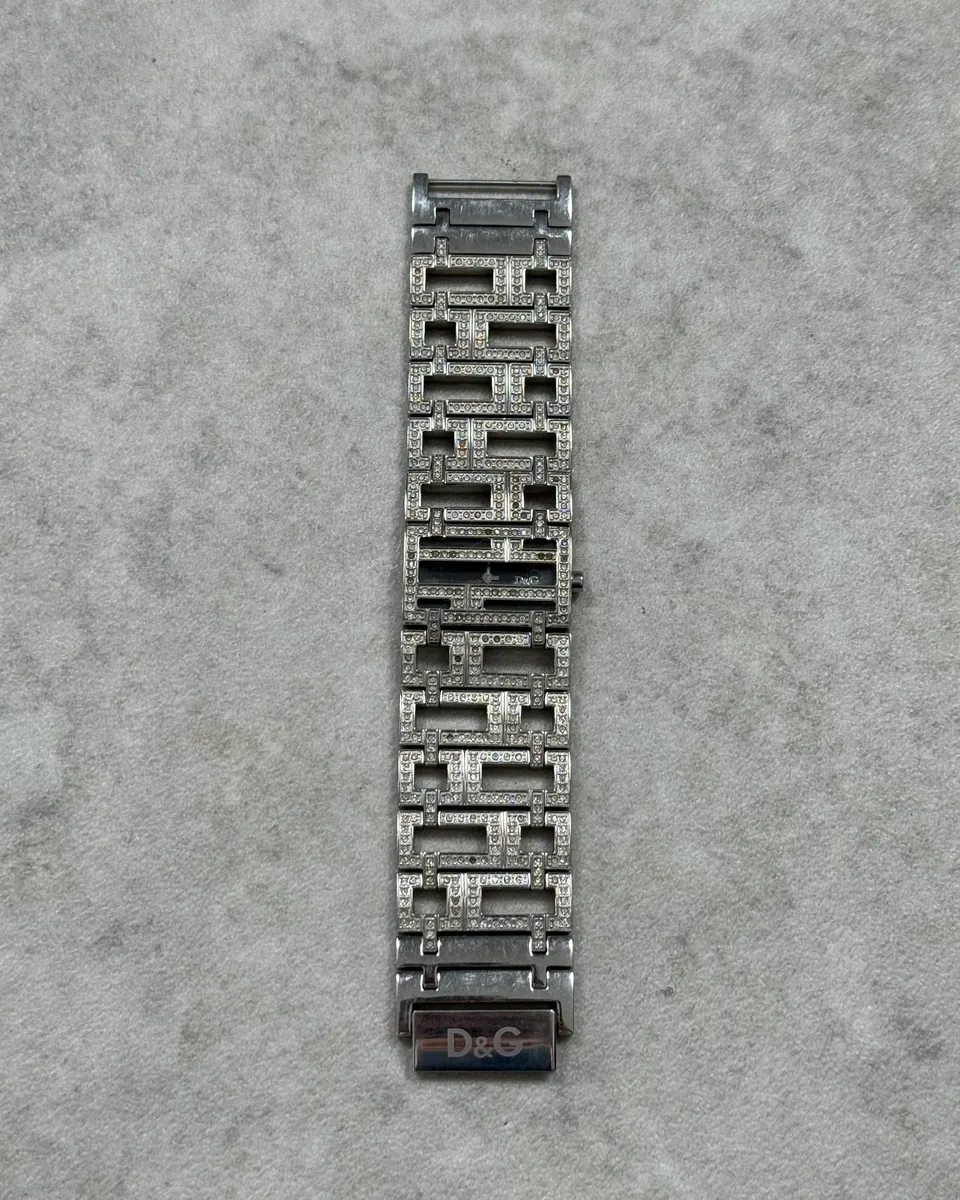 2000s Dolce & Gabbana Labyrinth Pave Bracelet Watch - Image 6