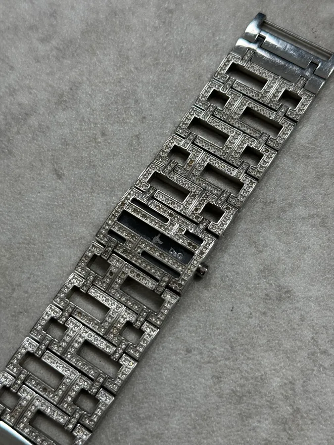 2000s Dolce & Gabbana Labyrinth Pave Bracelet Watch - Image 7