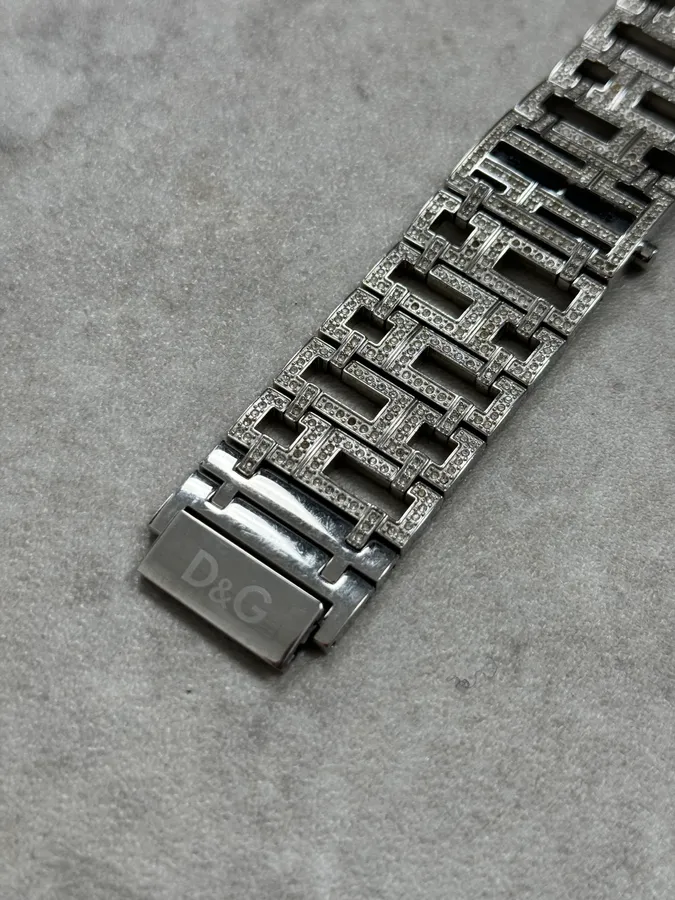 2000s Dolce & Gabbana Labyrinth Pave Bracelet Watch - Image 8