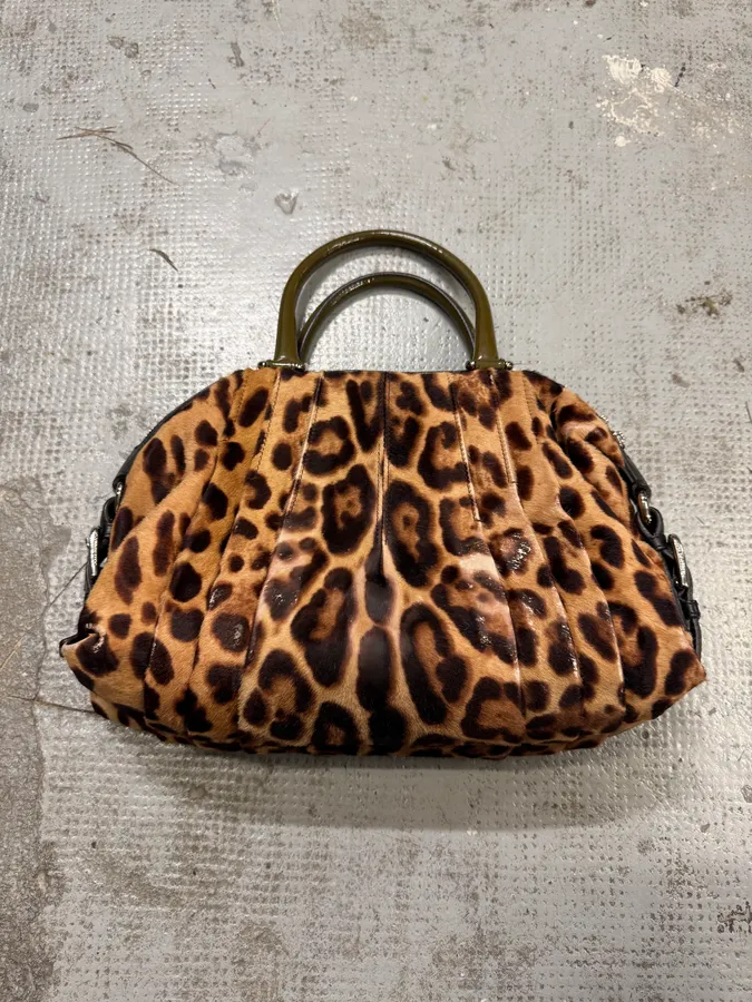 2000s Dolce & Gabbana Leopard Fur Effect Miss Urbannette Handle Bag - Image 4