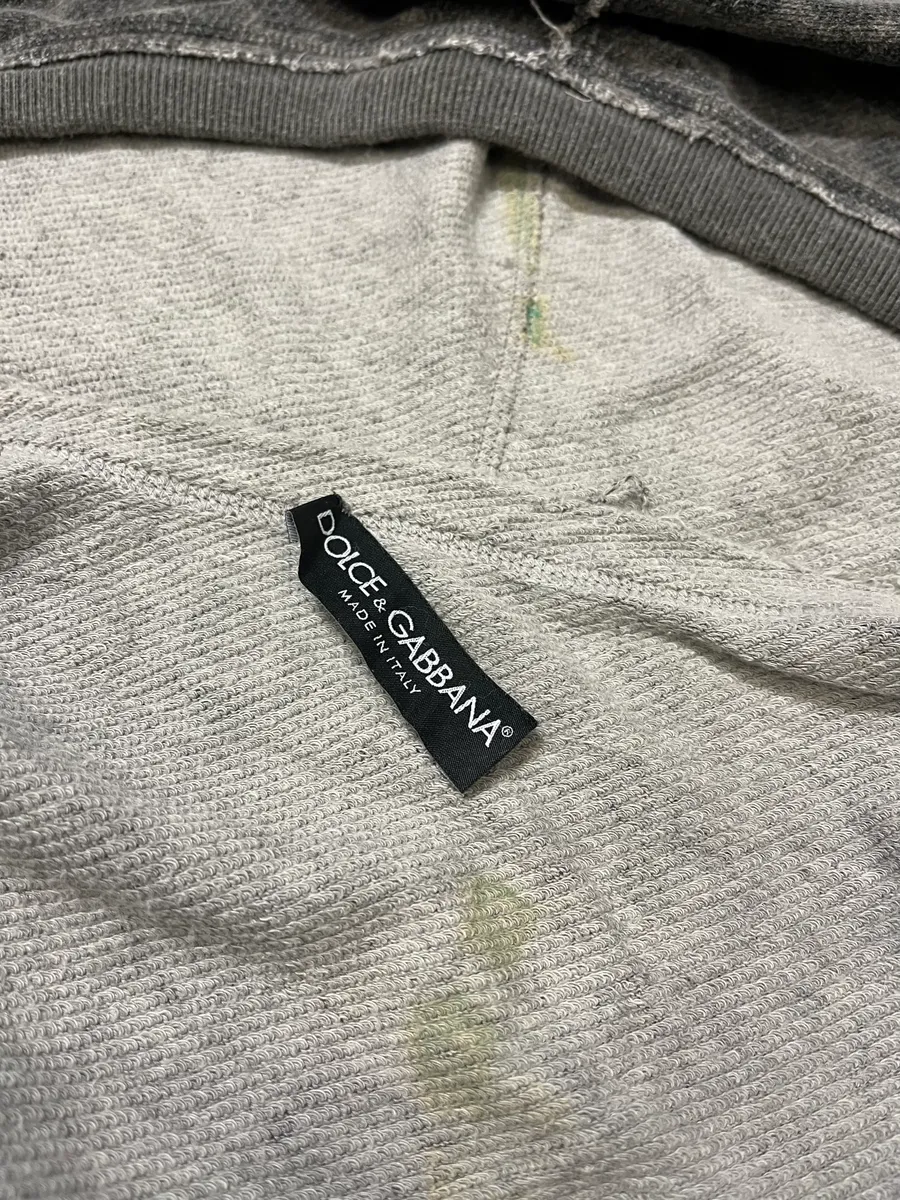 2000s Dolce & Gabbana Leopard Grey Sweatshiet - Image 9