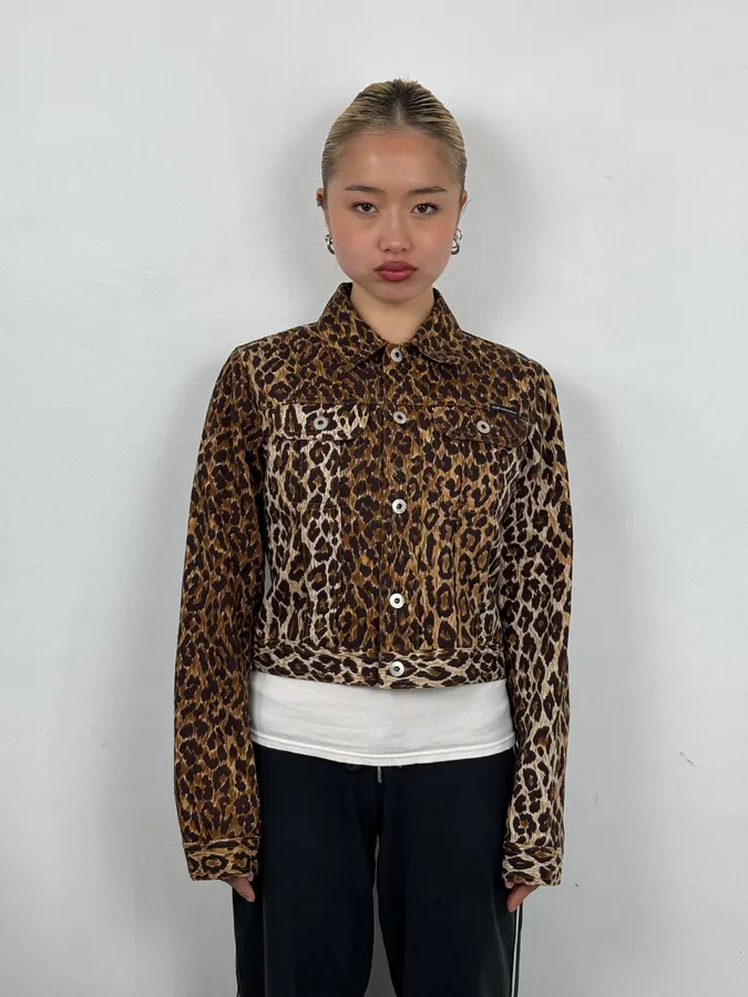 2000s Dolce & Gabbana Leopard Print Denim Jacket - Image 2