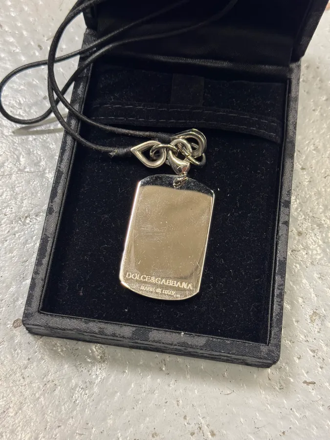 2000s Dolce & Gabbana Love Pave Dog Tag Necklace - Image 4