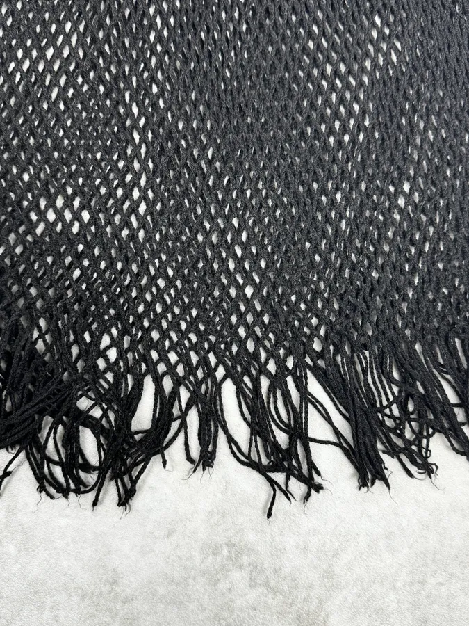 2000s Dolce & Gabbana Mesh Black Scarf - Image 3