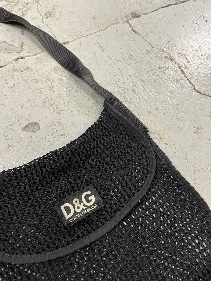 2000s Dolce & Gabbana Net Mesh Black Shoulder Bag - Image 3