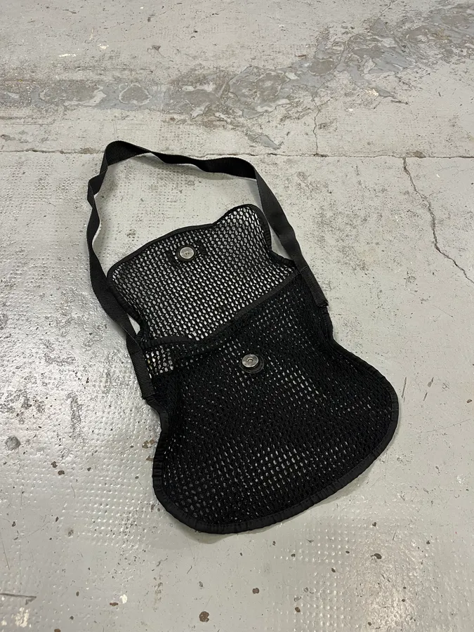2000s Dolce & Gabbana Net Mesh Black Shoulder Bag - Image 5